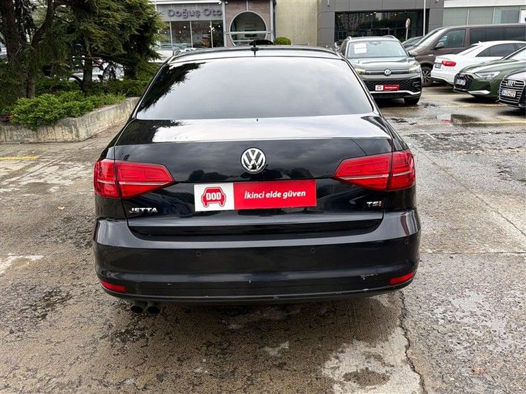 VOLKSWAGEN JETTA