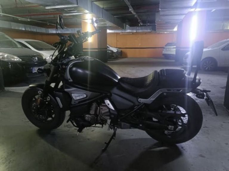 RKS SRV700