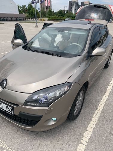 RENAULT MEGANE
