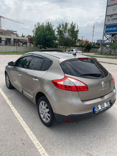 RENAULT MEGANE