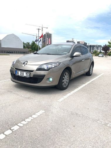RENAULT MEGANE