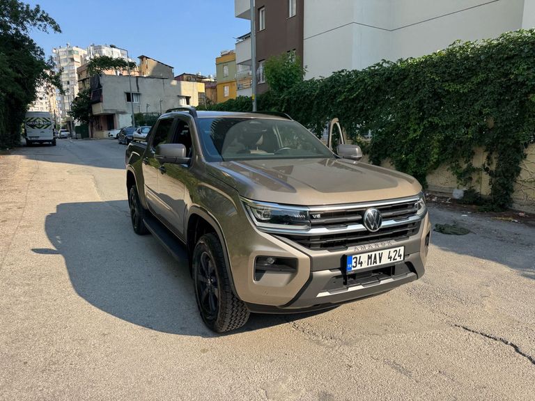 VOLKSWAGEN AMAROK