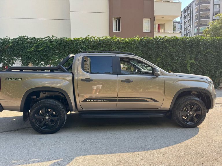 VOLKSWAGEN AMAROK