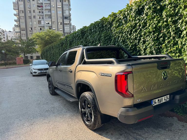 VOLKSWAGEN AMAROK