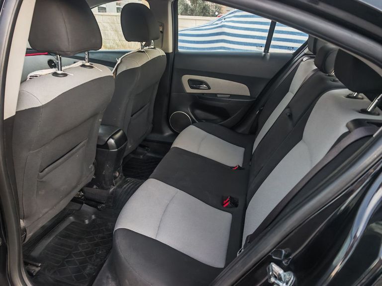 CHEVROLET CRUZE