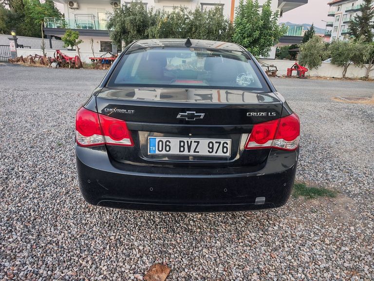 CHEVROLET CRUZE