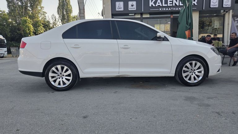 SEAT TOLEDO