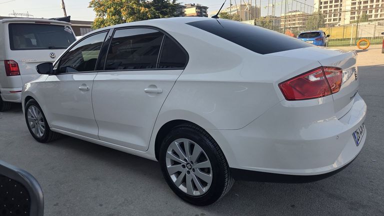 SEAT TOLEDO