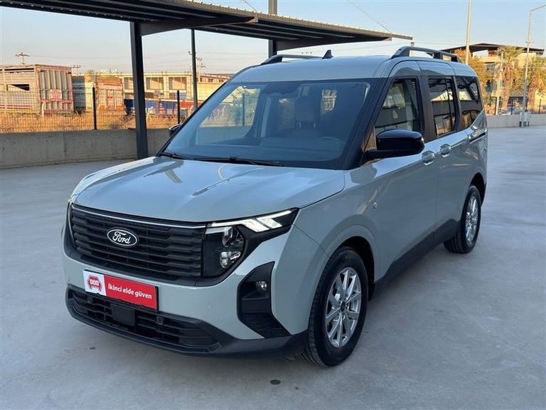 FORD TOURNEO COURIER