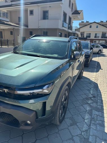 RENAULT DUSTER