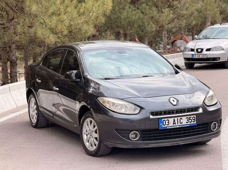 RENAULT FLUENCE