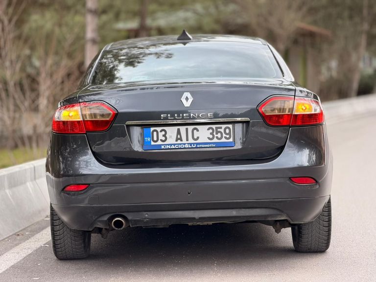 RENAULT FLUENCE