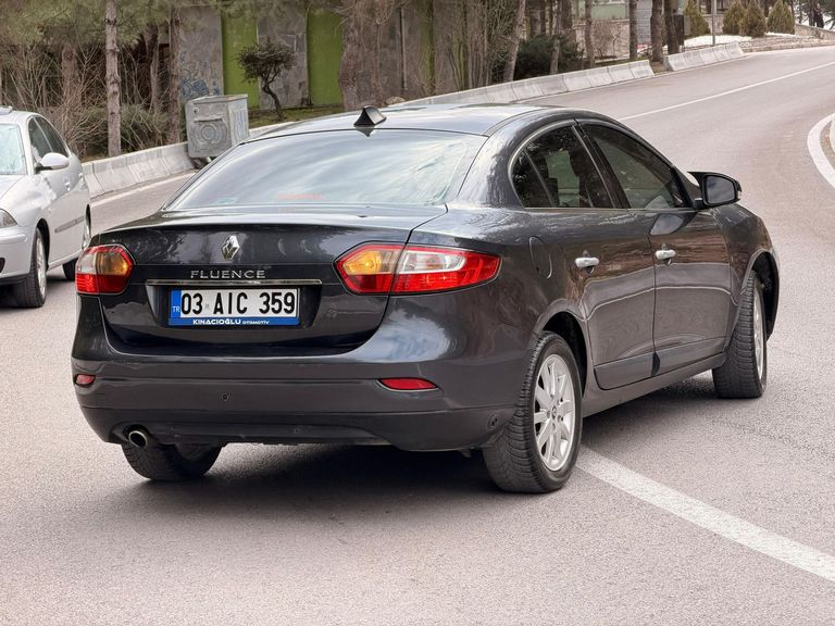 RENAULT FLUENCE