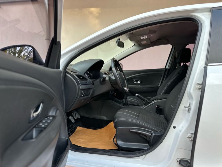 RENAULT FLUENCE