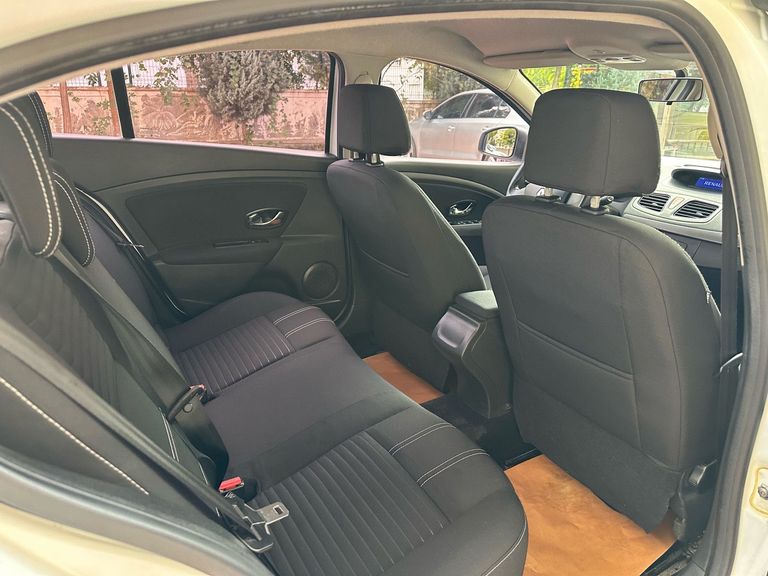 RENAULT FLUENCE