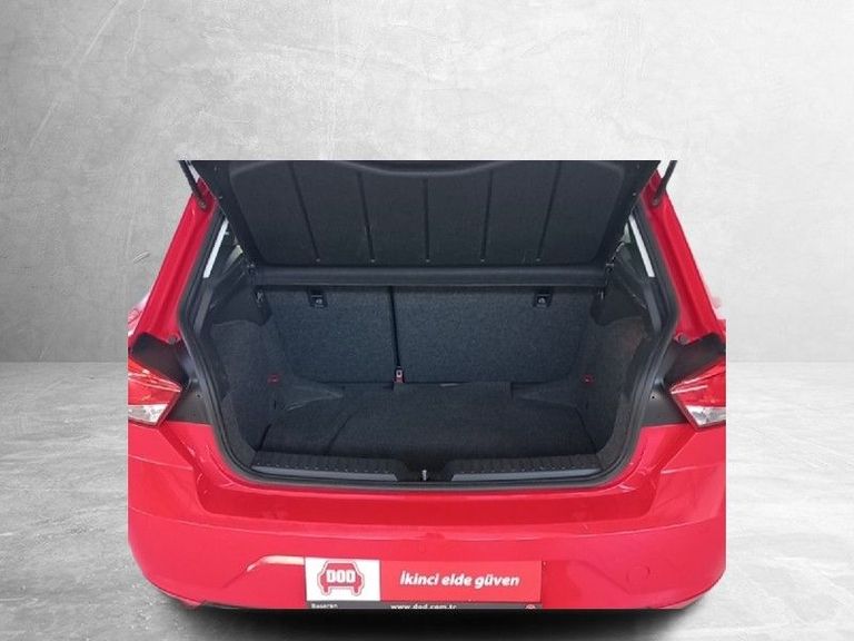 SEAT IBIZA