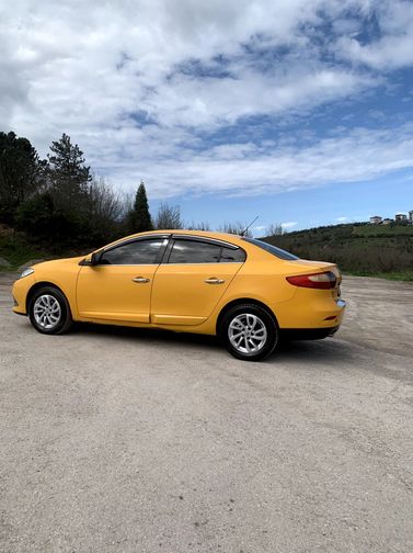 RENAULT FLUENCE
