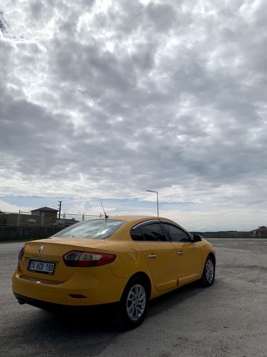 RENAULT FLUENCE
