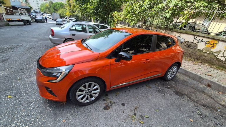 RENAULT CLIO