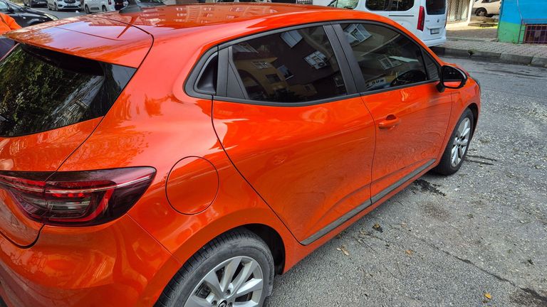 RENAULT CLIO