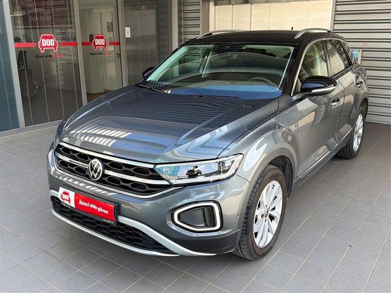 VOLKSWAGEN T-ROC