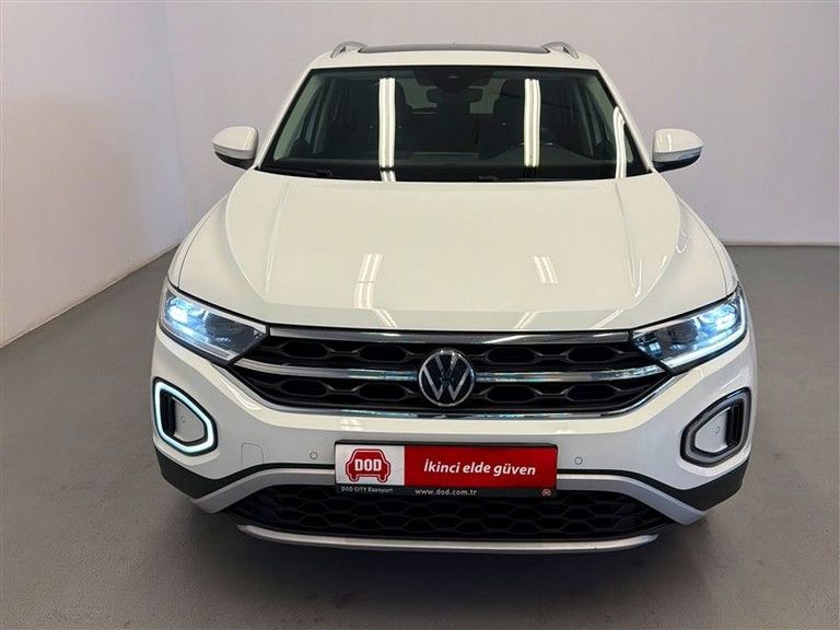 VOLKSWAGEN T-ROC