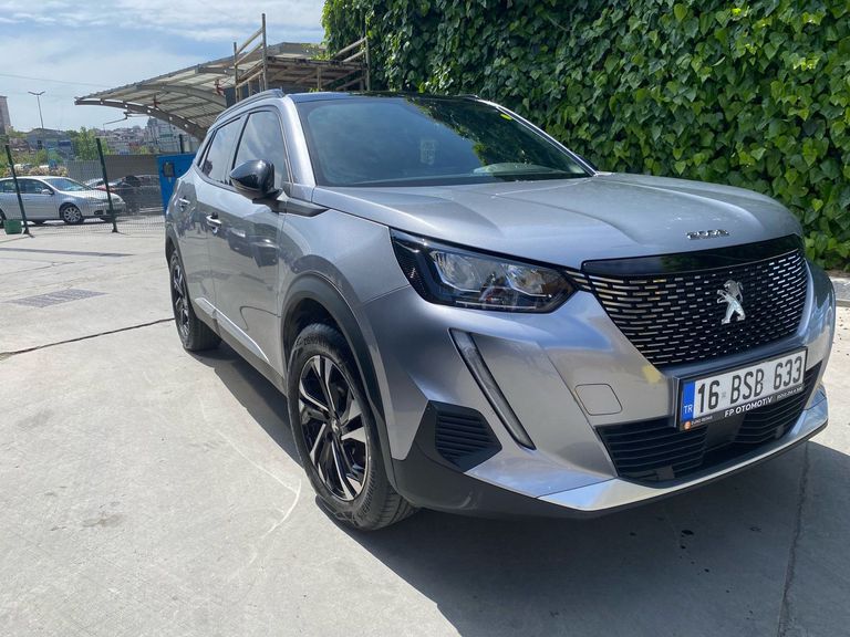 PEUGEOT 2008