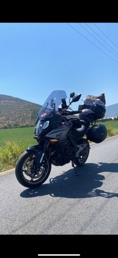 CFmoto 700MT