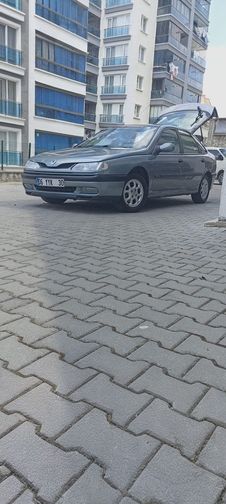 RENAULT LAGUNA