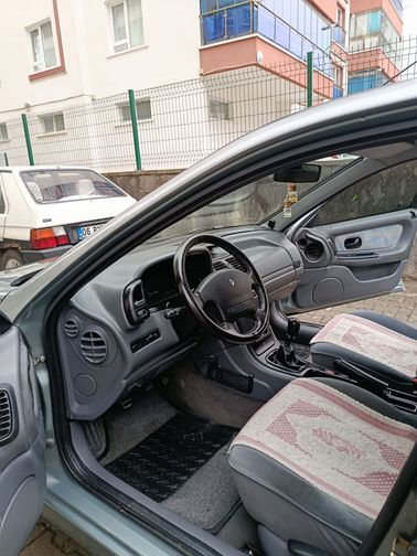 RENAULT LAGUNA
