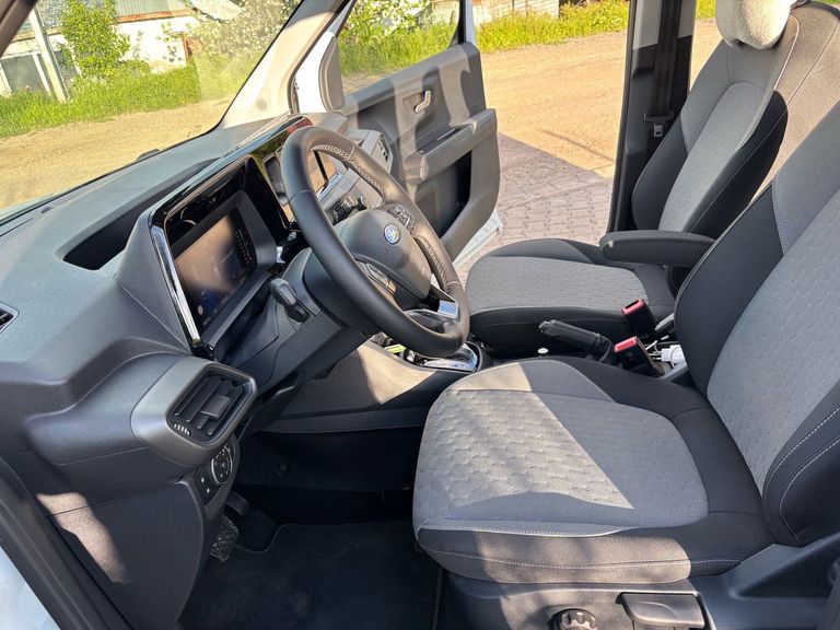 FORD TOURNEO COURIER