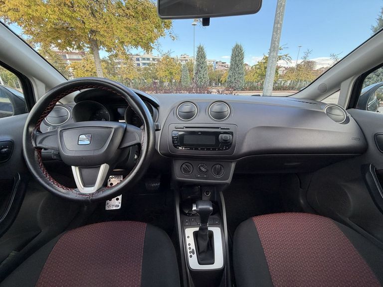 SEAT IBIZA