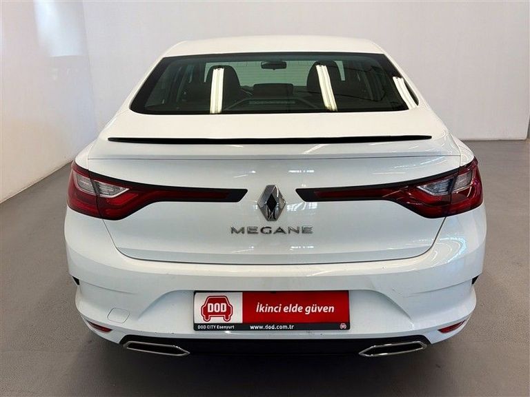 RENAULT MEGANE