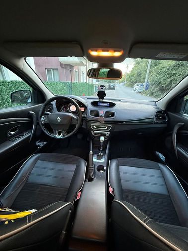 RENAULT FLUENCE