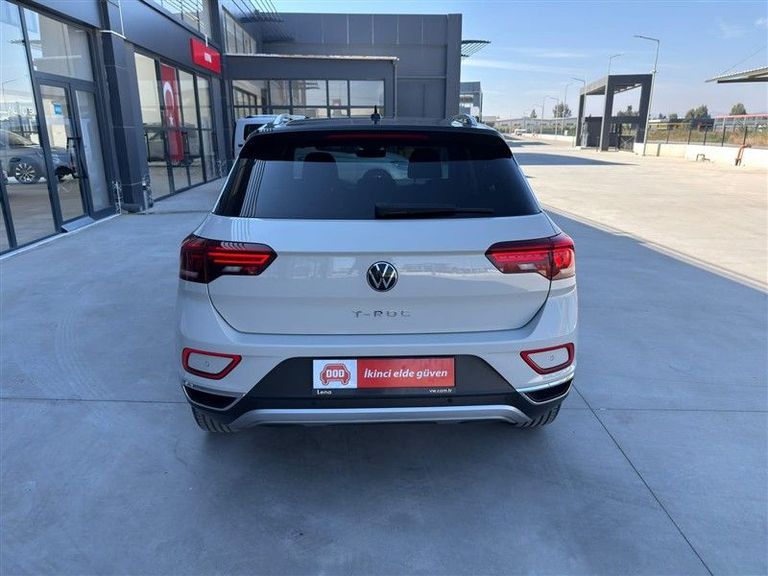 VOLKSWAGEN T-ROC