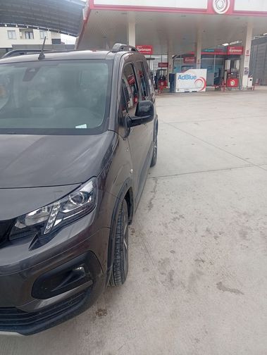 PEUGEOT RIFTER