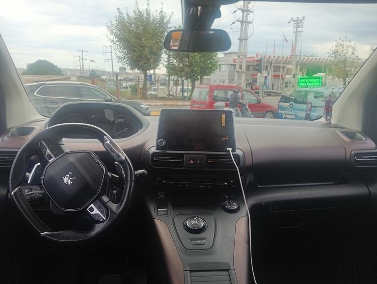 PEUGEOT RIFTER