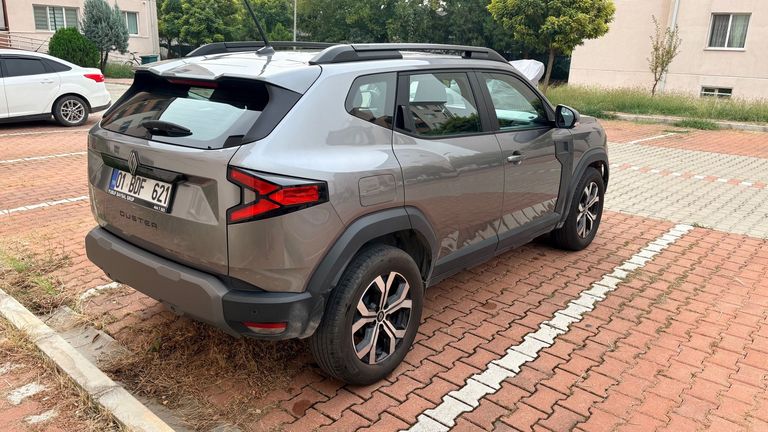 RENAULT DUSTER