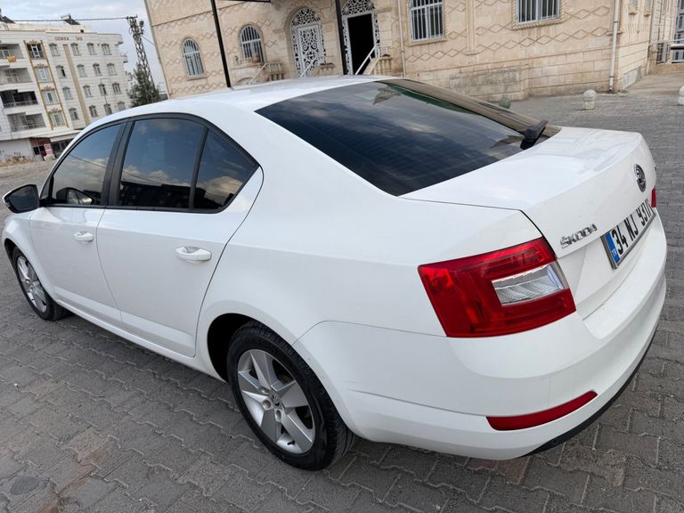 SKODA OCTAVIA
