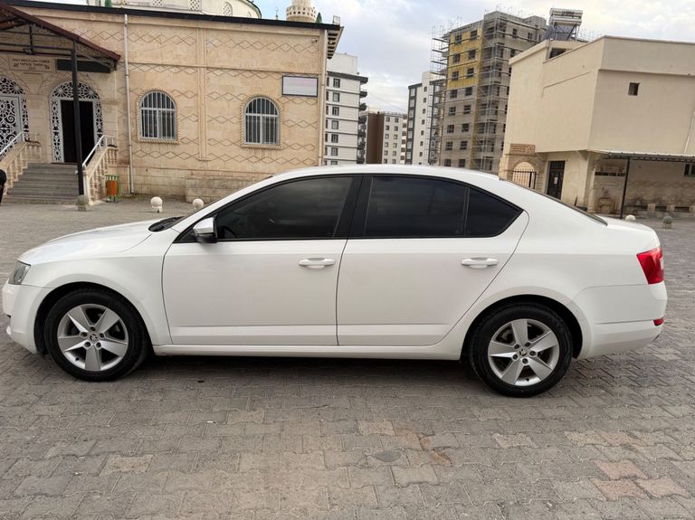 SKODA OCTAVIA