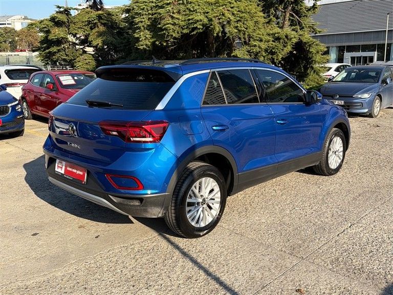 VOLKSWAGEN T-ROC
