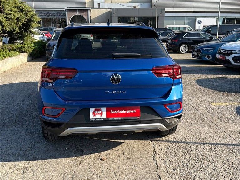 VOLKSWAGEN T-ROC