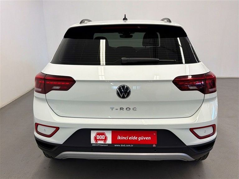 VOLKSWAGEN T-ROC