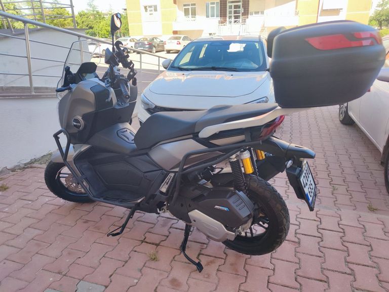 RKS Reale 125
