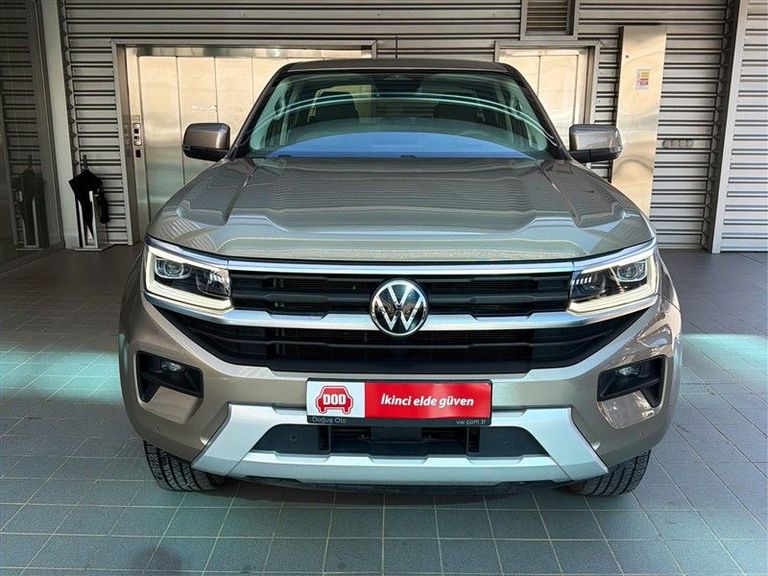 VOLKSWAGEN AMAROK