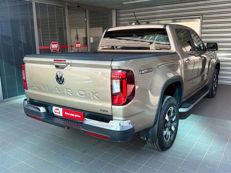 VOLKSWAGEN AMAROK