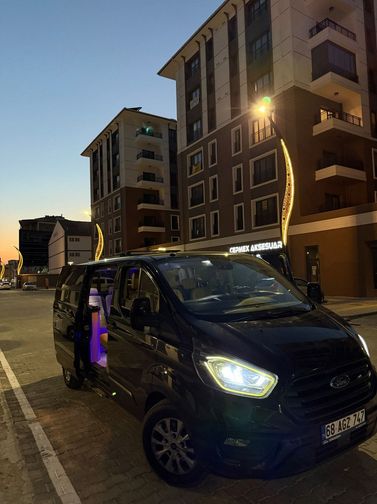 FORD TRANSIT CUSTOM