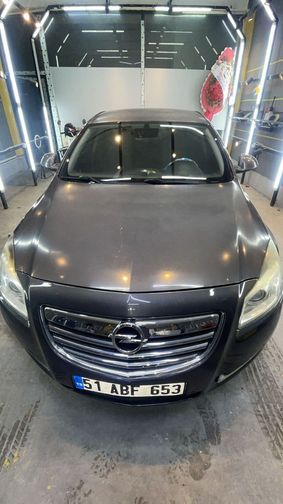 OPEL INSIGNIA