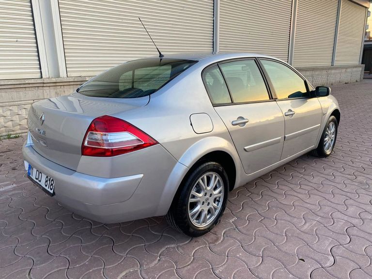 RENAULT MEGANE