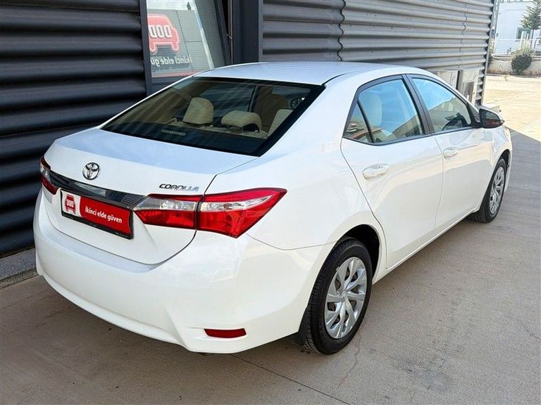 TOYOTA COROLLA